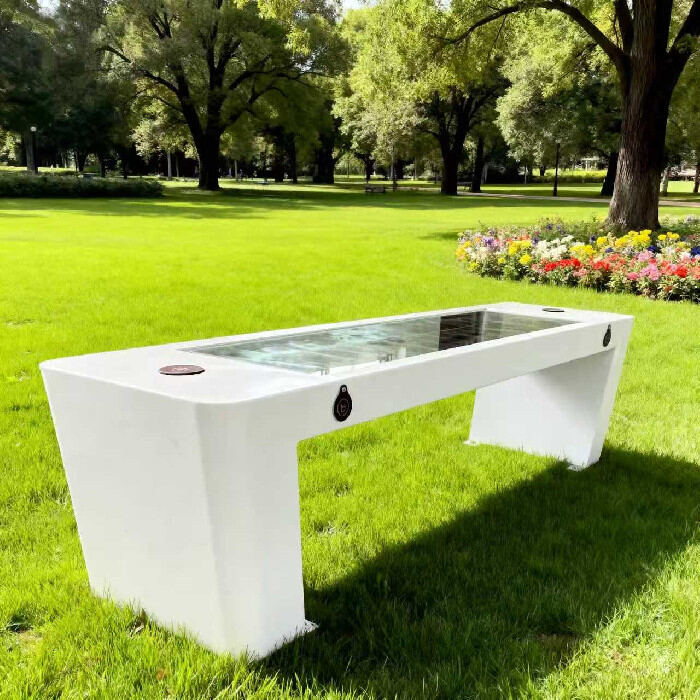 Prémium minőségű Napelemes Okospad 3 férőhelyes /VELENCE/